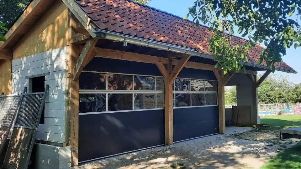 Compact garažna vrata